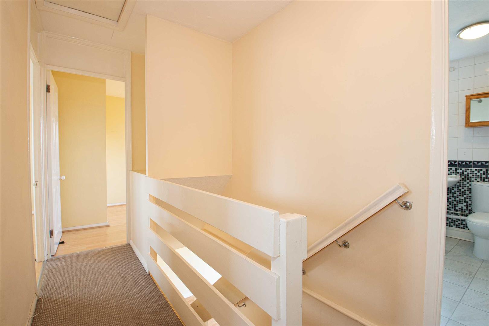 Favell Drive, Furzton, Milton Keynes